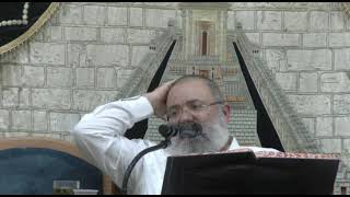 הרב ליאור כחלון ,  דיני ראש השנה,א (הרב ליאור כחלון) - התמונה מוצגת ישירות מתוך אתר האינטרנט יוטיוב. זכויות היוצרים בתמונה שייכות ליוצרה. קישור קרדיט למקור התוכן נמצא בתוך דף הסרטון