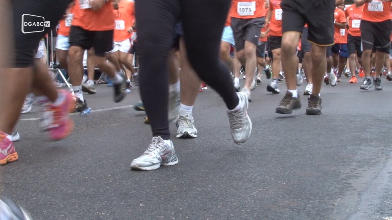 Saiba quais sãos os cuidados com o tênis de corrida; veja vídeo