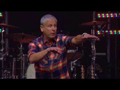 Louie Giglio-Fearless @ Passion 2012 (1080HQ)