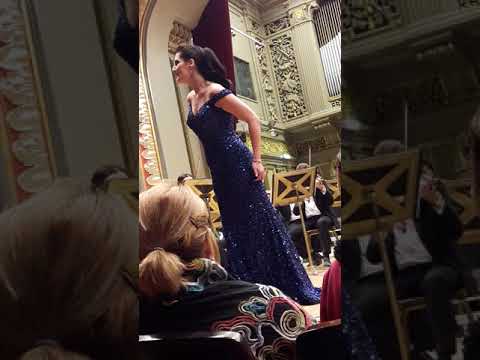 Adela Zaharia sings "La Traviata" - " E strano... Sempre libera"