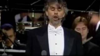 Bocelli at the pyramids, Marechiare