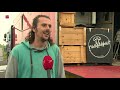 Mysterieuze truck in Lelystad blijkt hip kitesurfhostel op wielen