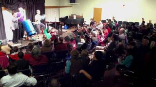 Billy Jonas performs Tongo at the One World Coffeehouse