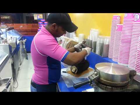 Ice cream roll cakes