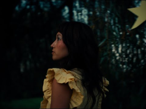 Juliet Ivy - SOS 2001 (Official Visualizer)