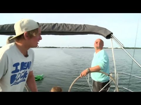 Julius och Björn sätter segern i halsgropen - Spring! (TV4)