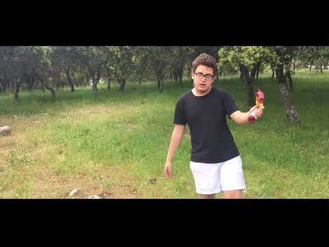 dipheren - el niño en la alcantarilla