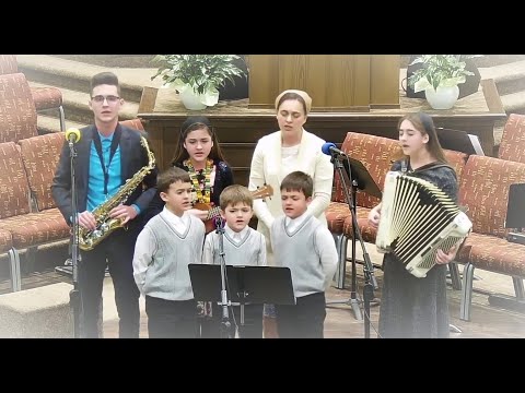 Fam. Diacu....Curand vine o zi, noi stim ca va veni