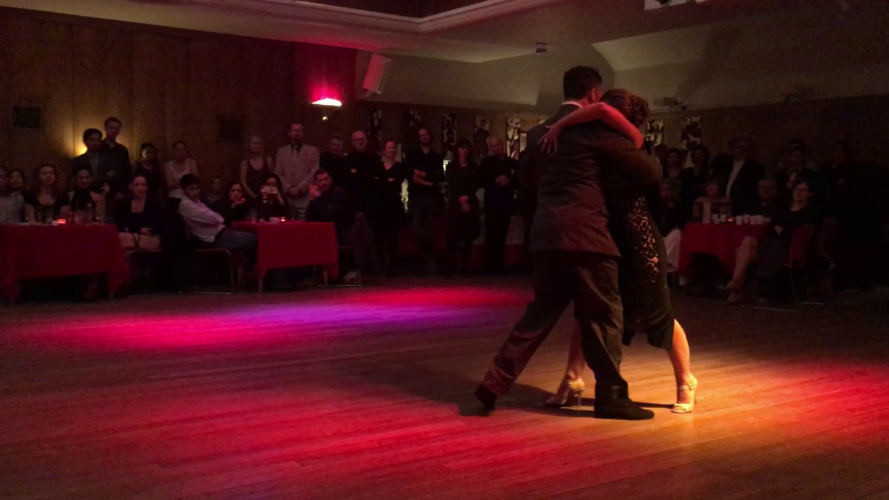 Video thumbnail for Diego Converti y Graciela Gamba 3er tema Carablanca London 2017