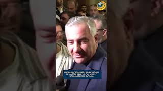 Սամվել Կարապետյանն իրավապահների ուղեկցությամբ գիշերը դուրս է եկել առանձնատնից և հեռացել