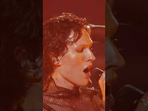 Video Thumbnail: Søren sets the bar mighty high for tonights Grand Final with this stellar show ✨