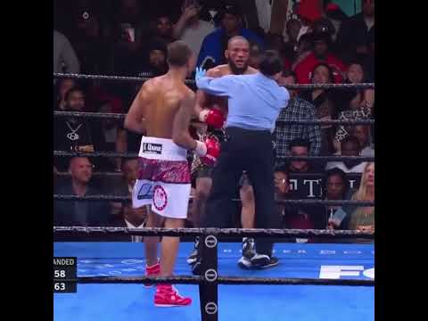 Jeison Rosario stopping Julian Williams