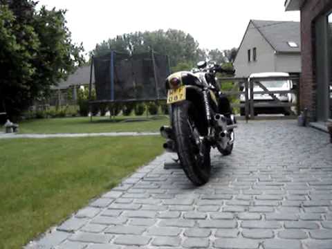 CB750 cafe on megaton exhausts!