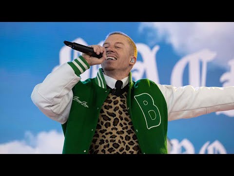 🇺🇸🗽☀️🎶🇺🇸🗽 @Macklemore perform ‘No Bad Days’ live on TODAY 🇺🇸🗽☀️🎶🇺🇸🗽