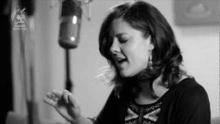 Amber Lawrence with Women Like Me on Twang Nation