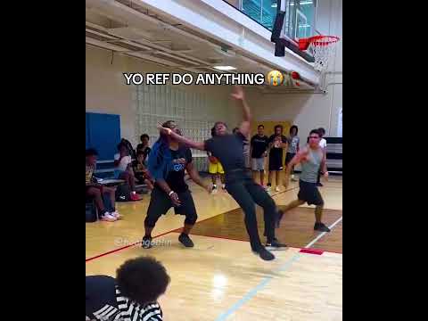 REF DO ANYTHING 😭 #basketball #basketballmemes