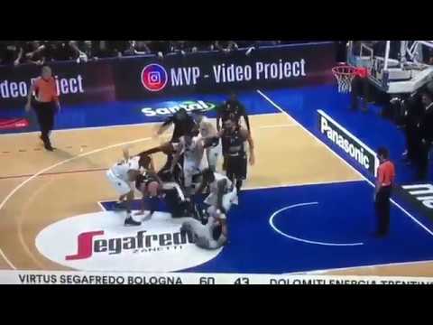 Brutal basketball fight in Italia! Alessandro Gentile, Dominique Sutton and Jorge Gutierrez