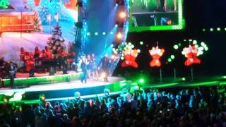 Dansje Nick en Simon Santa Claus is coming to town