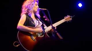 Tori Kelly - Celestial/Confetti (Live Acoustic at Lincoln Hall in Chicago)