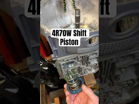 Ford 4R70W Transmission Overdrive Piston / Accumulator Installation & Operation #shorts