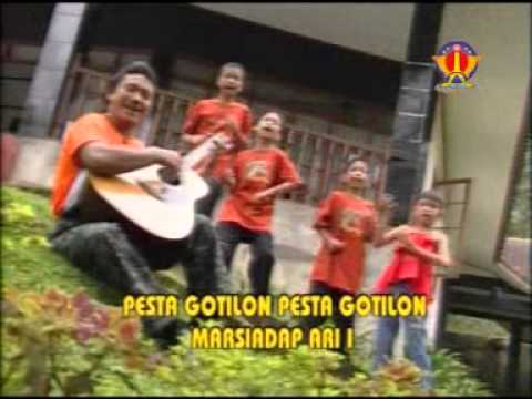 "PESTA GOTILON" Cipt : Ya'maro Sitompul.  Artis : Yamaro & Sitompul Junior.