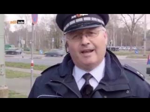 GE Dokumentarfilm - Dokumentarfilm Polizei Doku Einsatz am Fussball Stadion komplette Doku