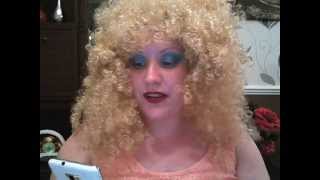 ASMR DOLLY DOES ADVICE - DOLLY & LYNDZ  AGONY AUNTS HELP YOU WITH YOUR PROBLEMS