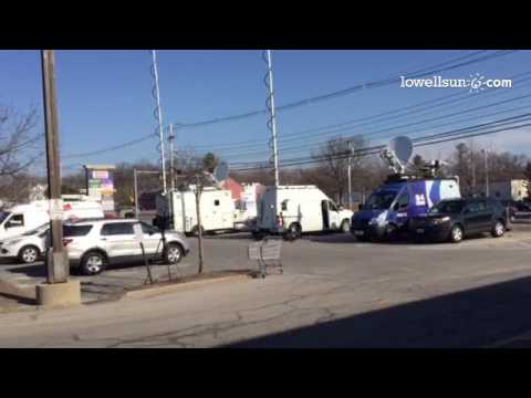 Video: Billerica's Chipotle shut down yesterday due to norovirus. Boston media has taken over Treble