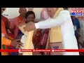 ఒడిశాలోని కంధమాల్ లో పద్మ అవార్డు గ్రహీత పూర్ణమాసి ను కలిసిన ప్రధాని మోది | BT - Video