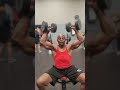 GET BIG SHOULDERS SEATED SHOULDER PRESS