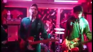 Batteries - "Stuck In The Arteries" - (Live at Olum - Bloc, Glasgow - 30.04.16)