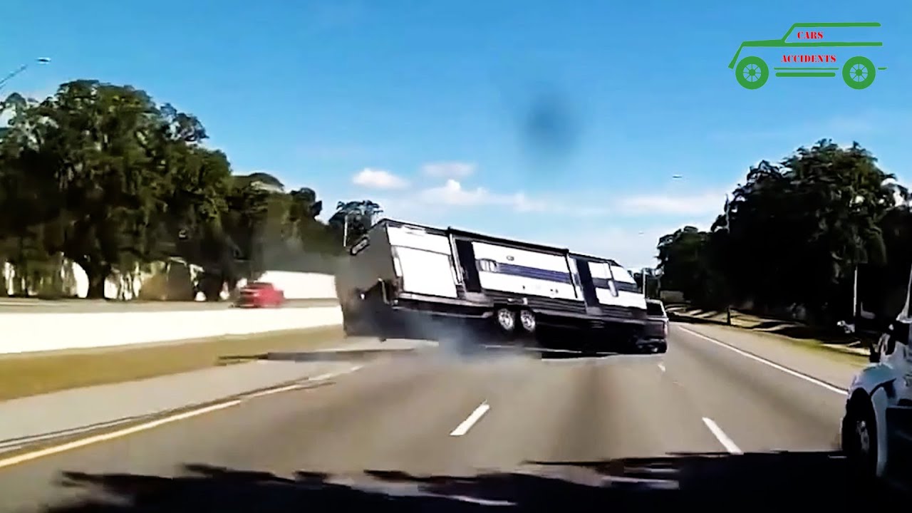 Accidents involving caravans and car trailers #1 || Cars Accidents