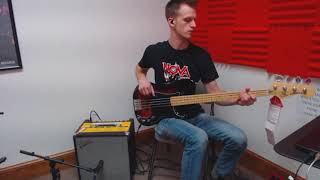 Video thumbnail for Fender Deluxe Active P Bass - multi genre sound demo by Ben Reviews