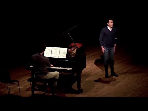 パリ・オペラ座の歌手がデジタル化 (Paris Opera singers go digital)