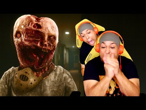 IF I LOOK AWAY I'M DEAD BUT THIS BIH GOT 3 AND HALF EYES!!! SO BASICALLY I'M DEAD.