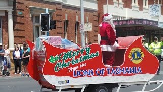 preview picture of video 'Xmas 2014 Burnie Parade'