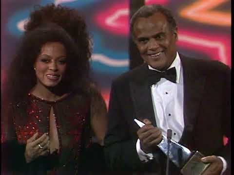 U.S.A. for Africa – “We Are the World” (American Music Awards, 1986 • ABC Broadcast)