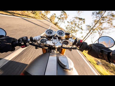 Triumph Thruxton RS - Faro, Portugal