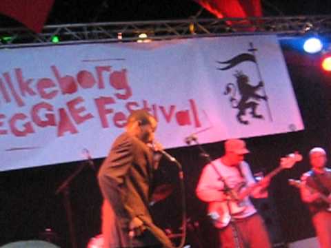 Christopher & Alton Ellis - Breaking Up (Live Raggapak 2007)