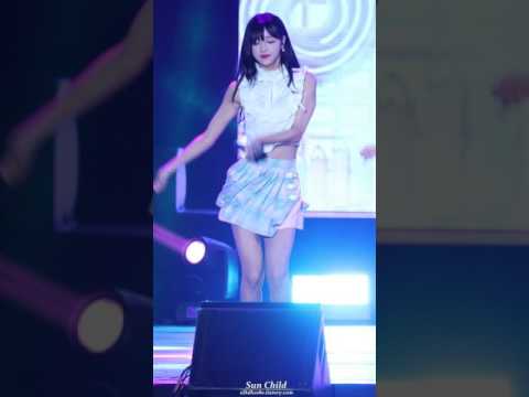 [4k] 170714 오마이걸(OhMyGirl) - '컬러링북'(Coloring Book) 유아(YooA) 직캠@ 울산 남다른 행복콘서트 by Sun Child