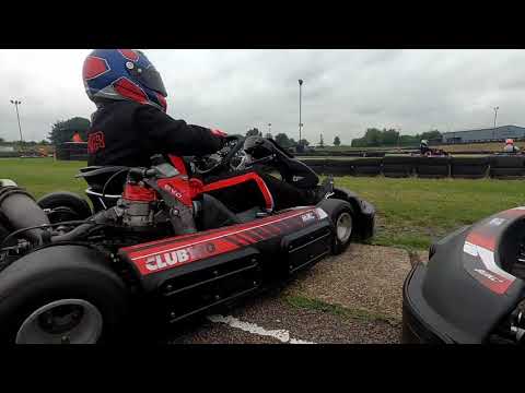 Club 100 Endurance messy start at Bayford Meadows