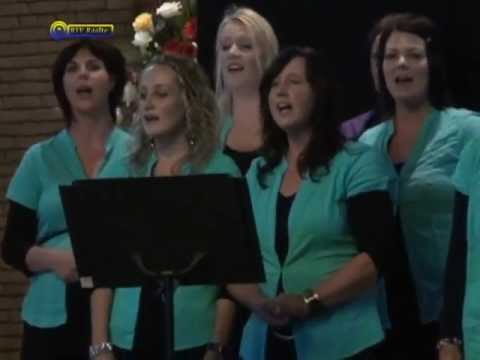 10 10 2011 Eerste open muziekestafette in Heino