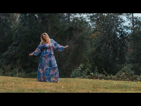 Jenn Howard video