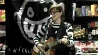 Lisa Loeb - "Guessing Game" Live