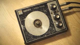 Video thumbnail for Maestro Fuzz-Tone FZ-1S  vintage fuzz by Alex T