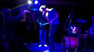 And The Kid: Pushing the cart