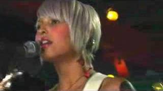 Tilly and the Wall - Rainbows in the Dark