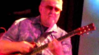 Video thumbnail of "THE VENTURES - 'BLUE DAWN'"