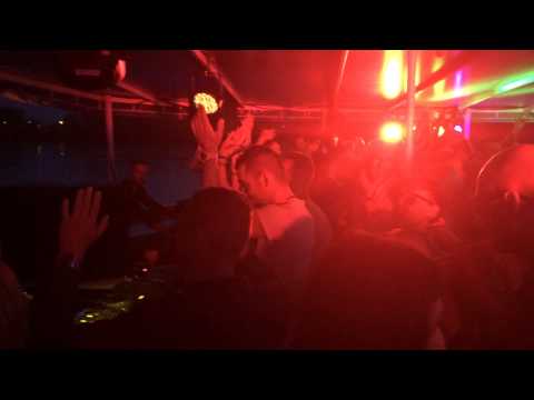 Debut Yacht 2014-05-31