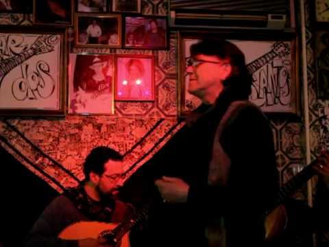 Gabi Ferreira, "Fado Alberto" - "Não passes com ela à minha rua"